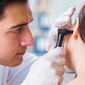 Médico para Ouvido, Nariz e Garganta